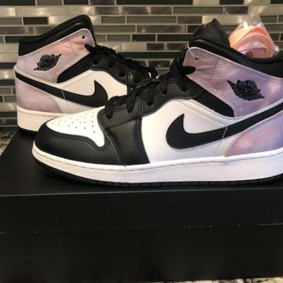 Nike Air Jordan 1 mid Zen Master Galaxy Tie dye Bleached Coral - Picture 2 of 7